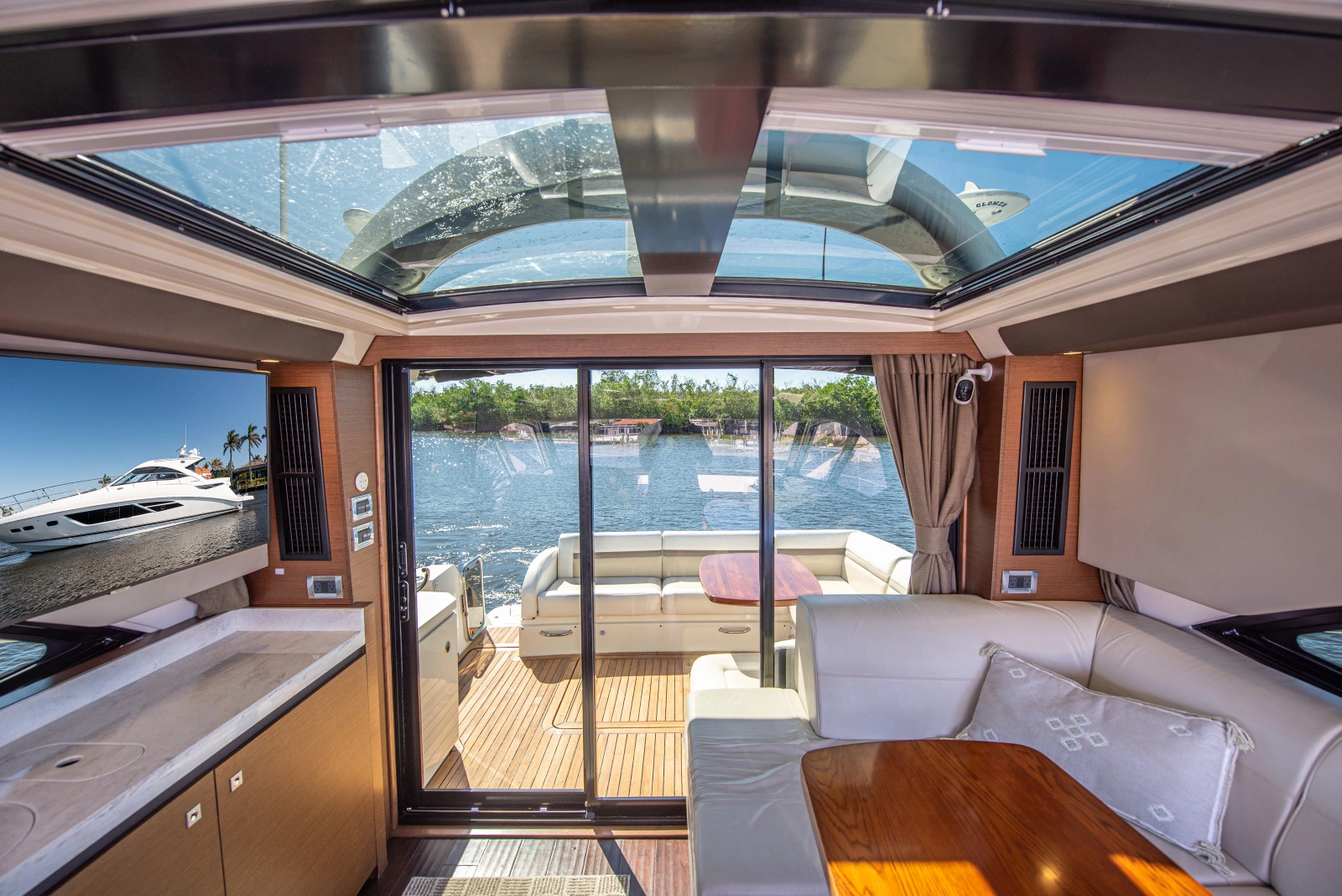 2014 Sea Ray Sundancer 510