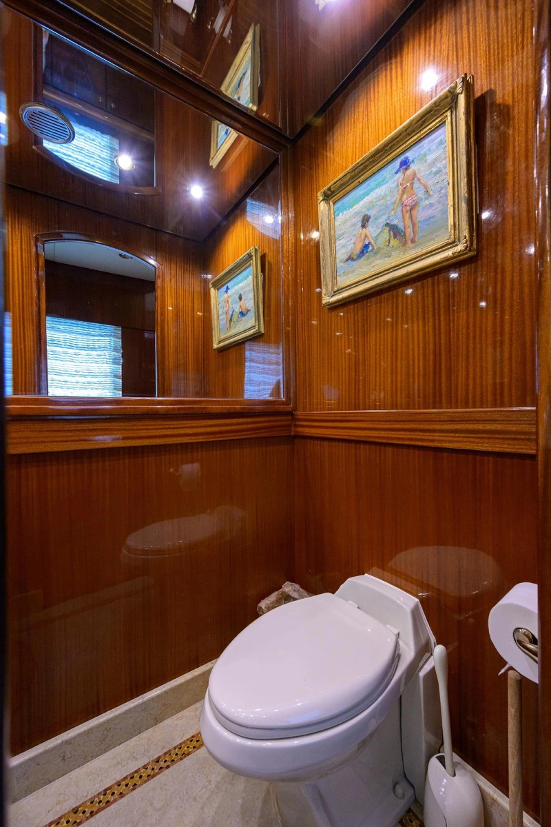 2008 Hargrave Raised Pilothouse