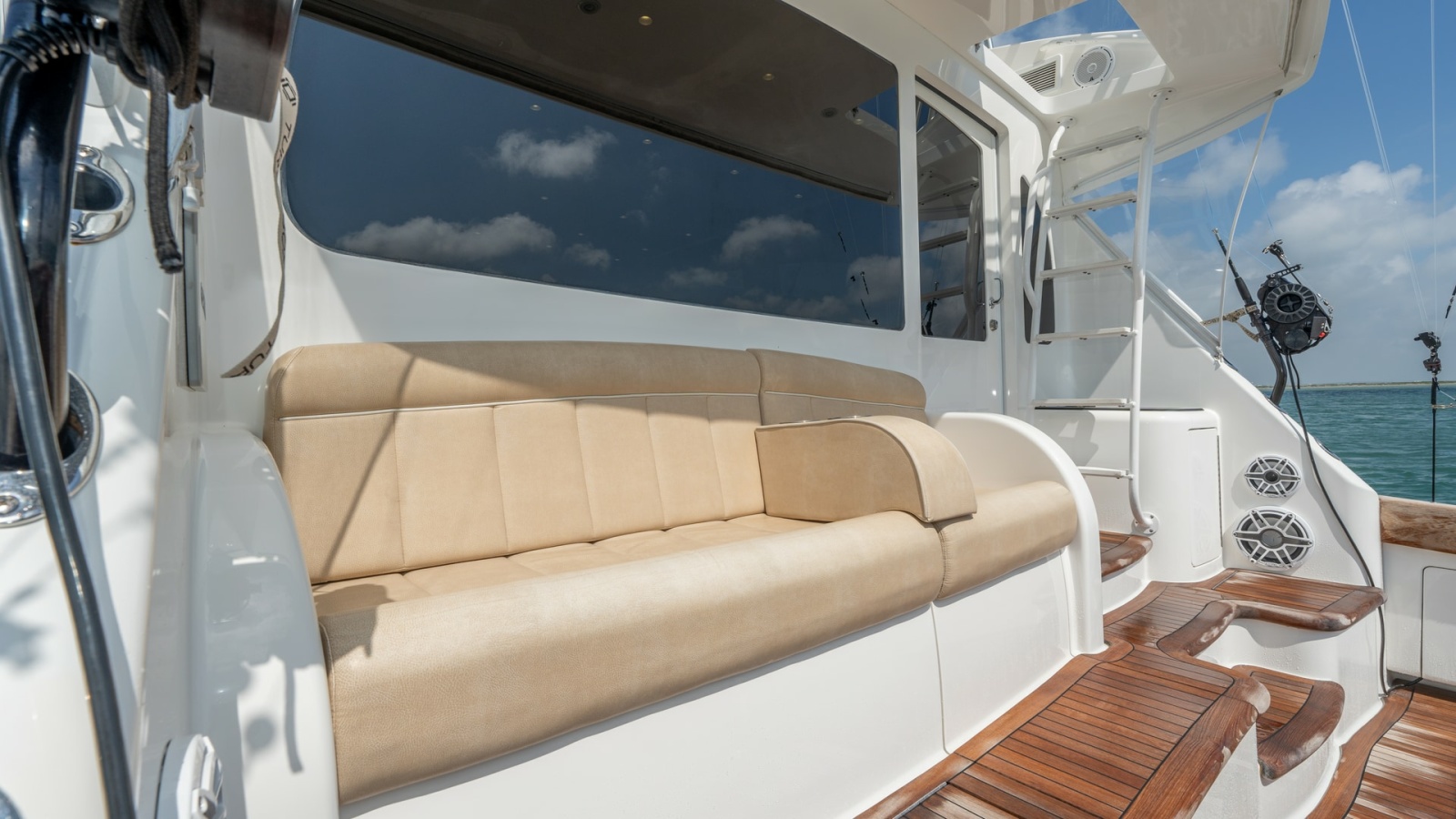 Aft Deck Seating Area
