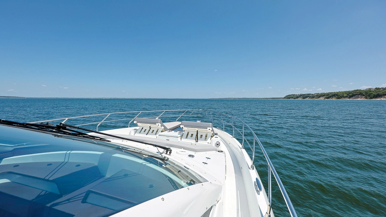 Foredeck with Sun Loungers