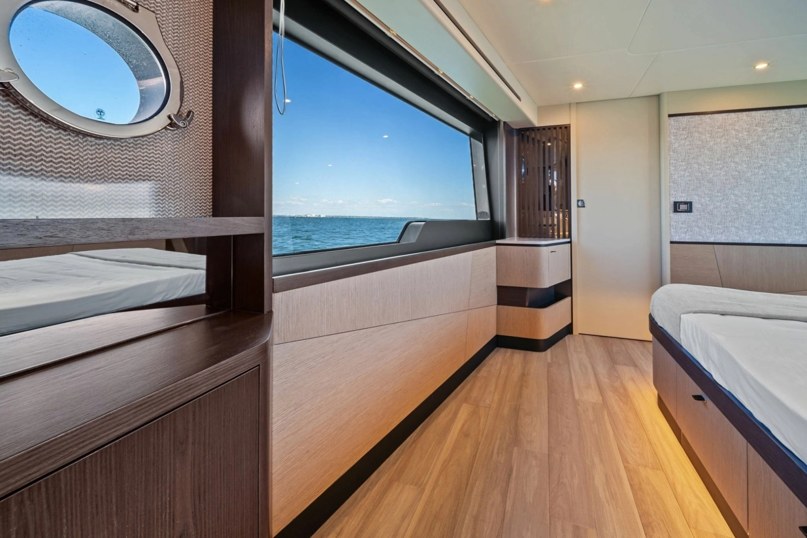 New 2027 56 Absolute Fly 56ft Absolute Yacht For Sale