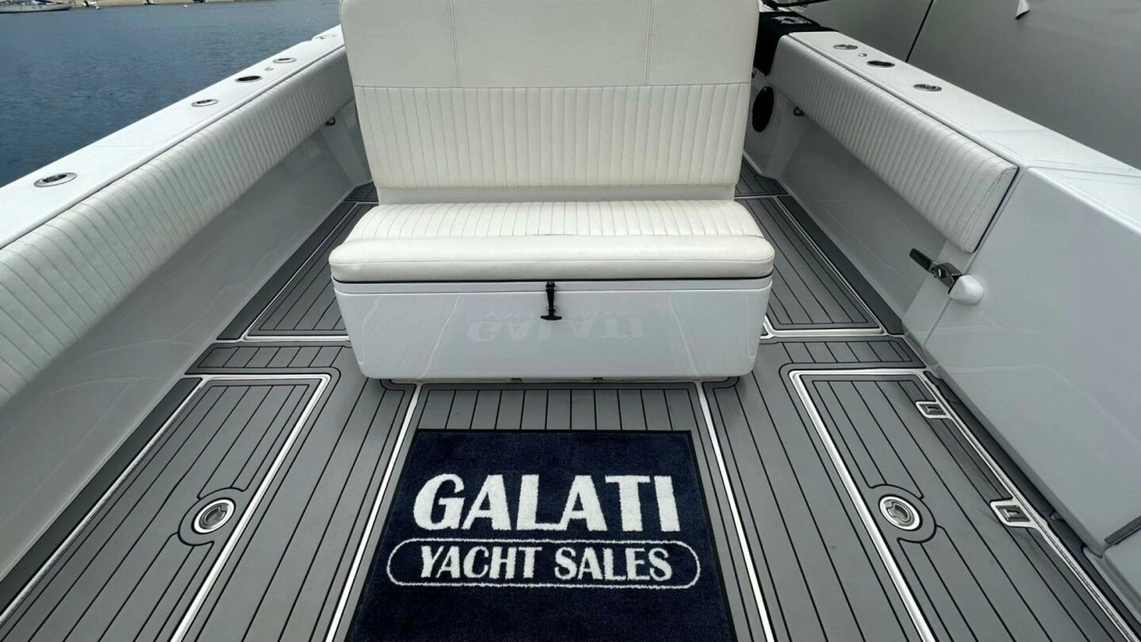 2019 SeaHunter 39 CC - CHIRON39