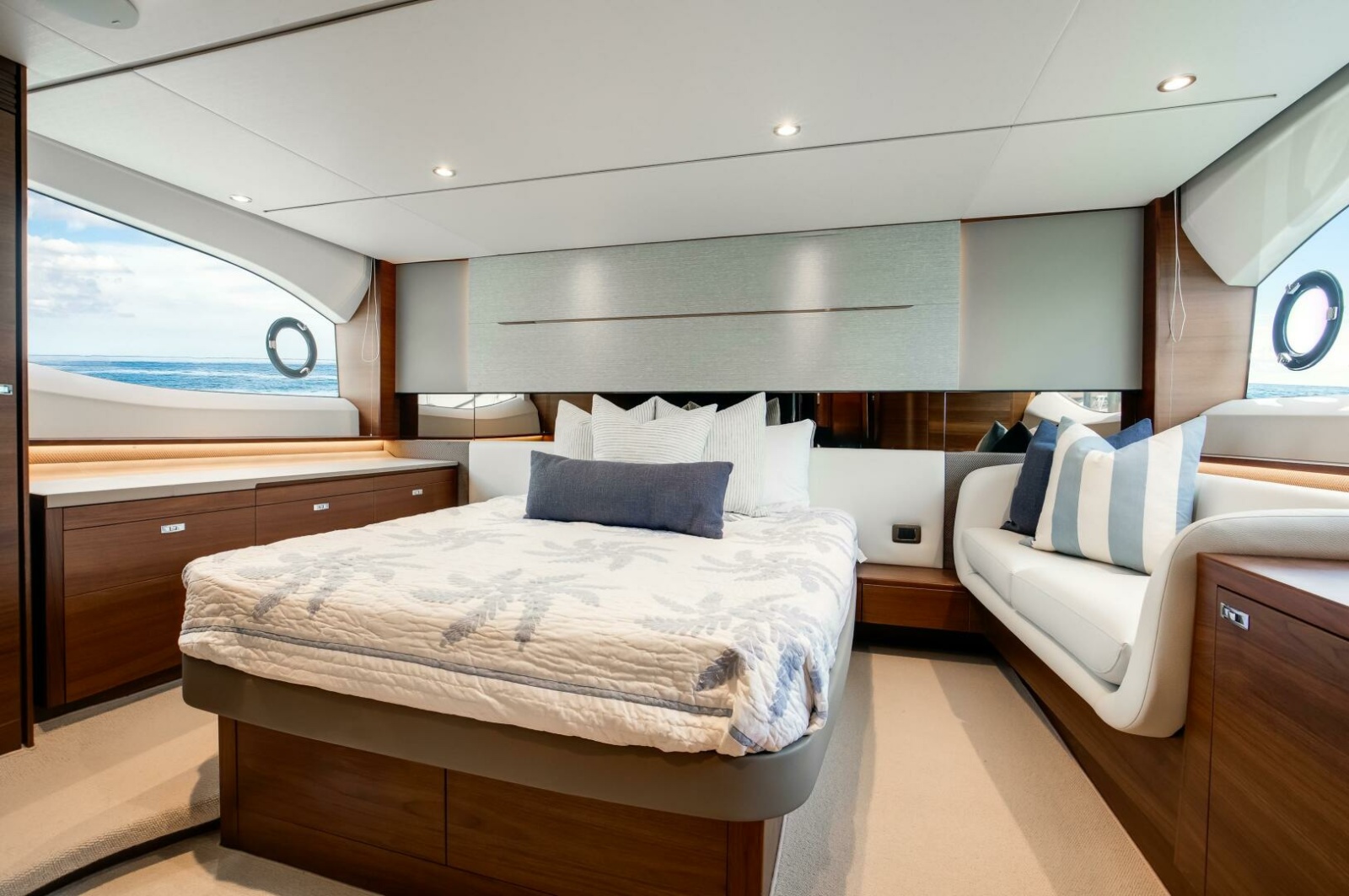 Princess V55 - Mermoo Too - Stateroom