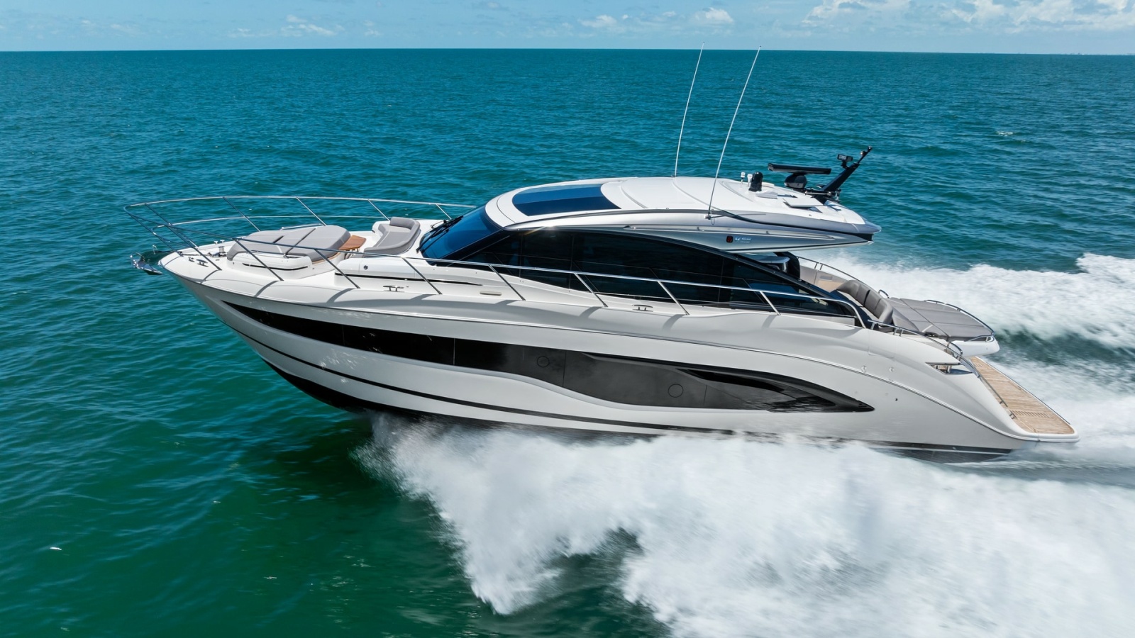 Side View of Princess V55