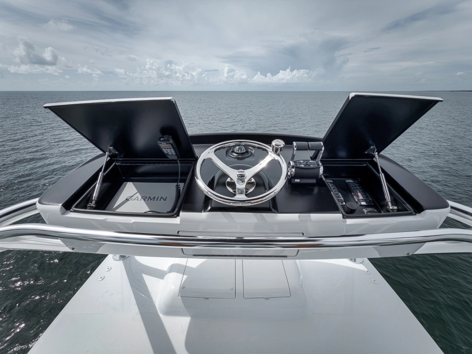2021 Weaver 75 Convertible