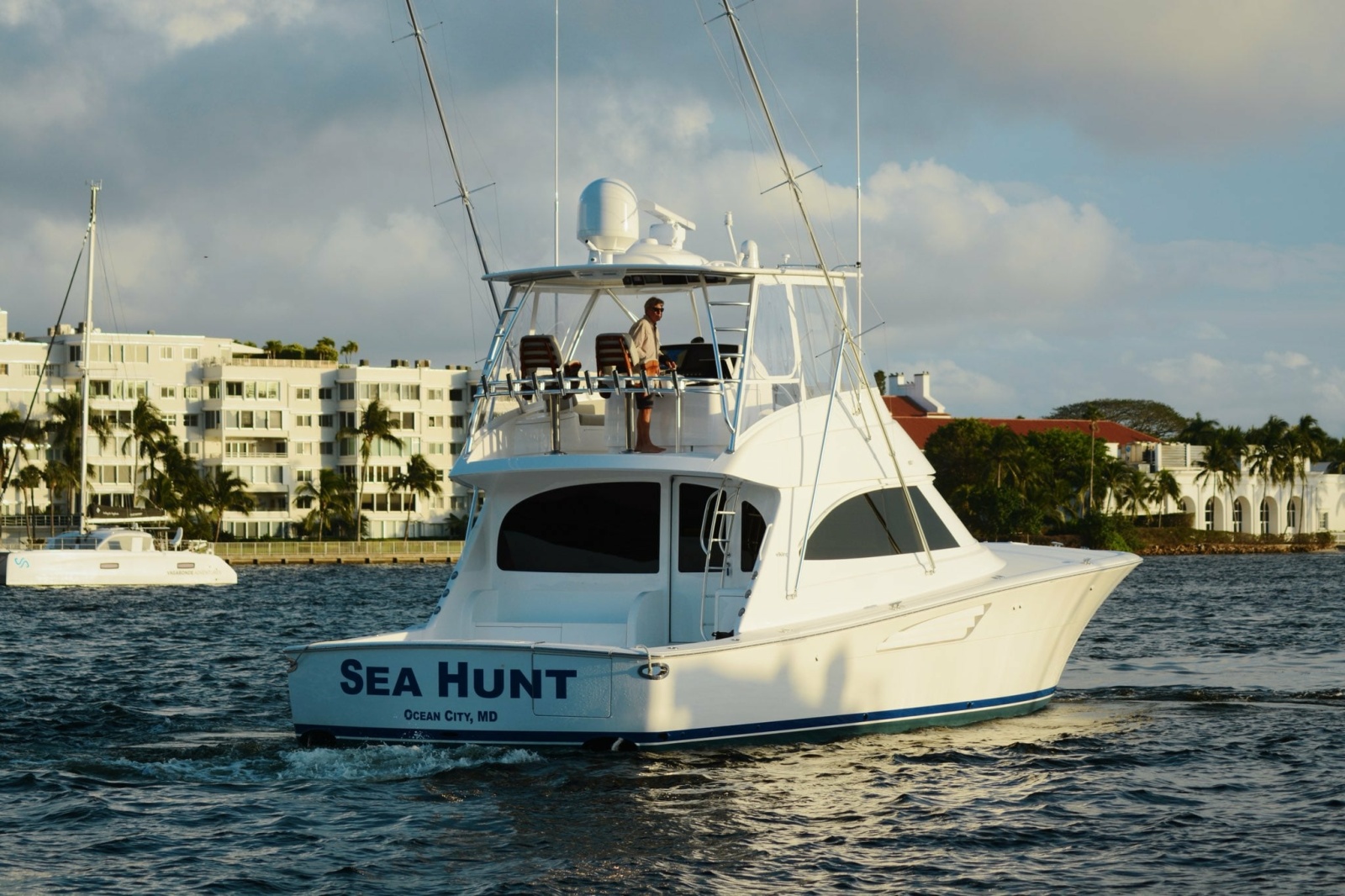 2023 Viking 54 Convertible