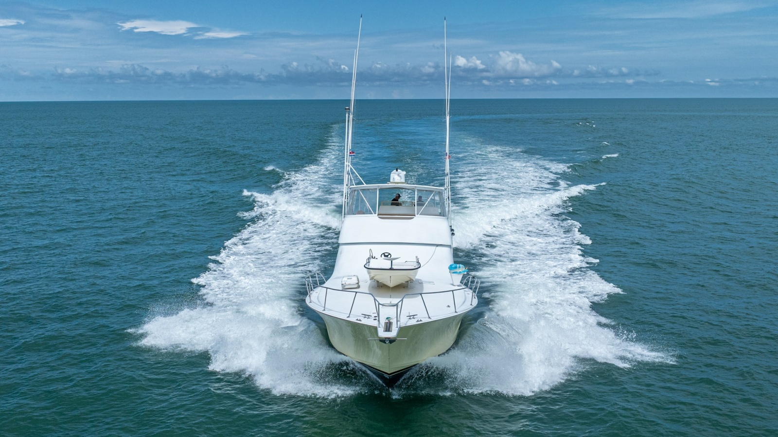 Bow View in Action 2002 Viking 61 Convertible