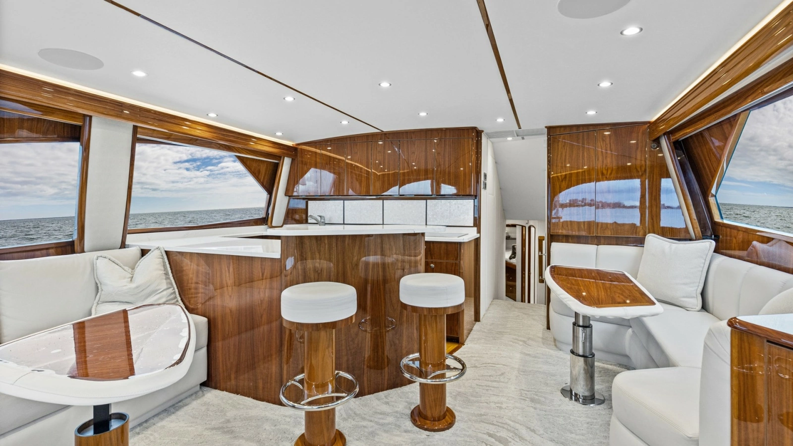 2022 Viking Convertible Cole Play Salon (8)