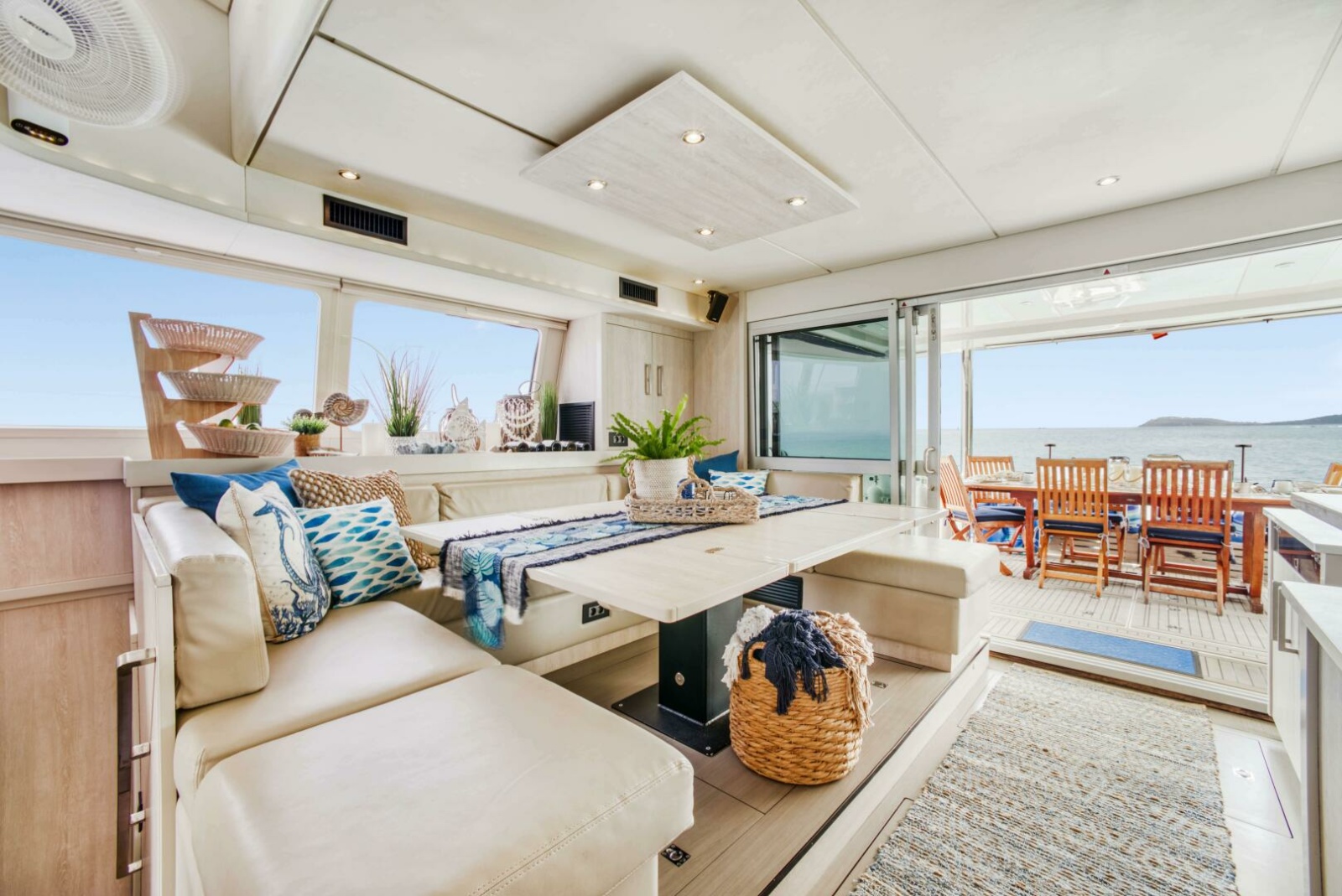 2016 Leopard 58 Catamaran