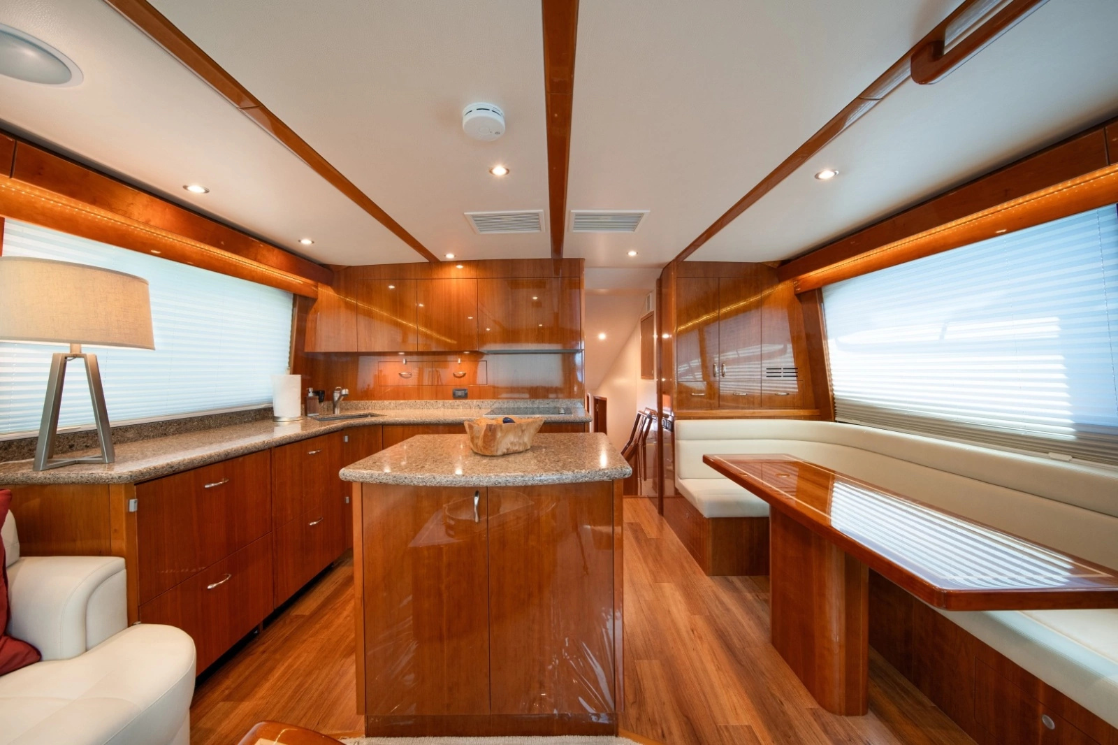 2017 Hatteras 54 GT