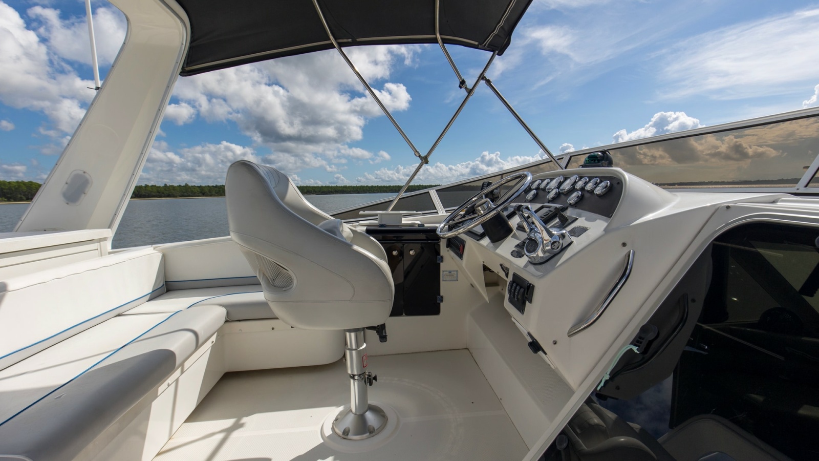 2007 Meridian 490 SE Pilothouse Trust Flybridge (3)