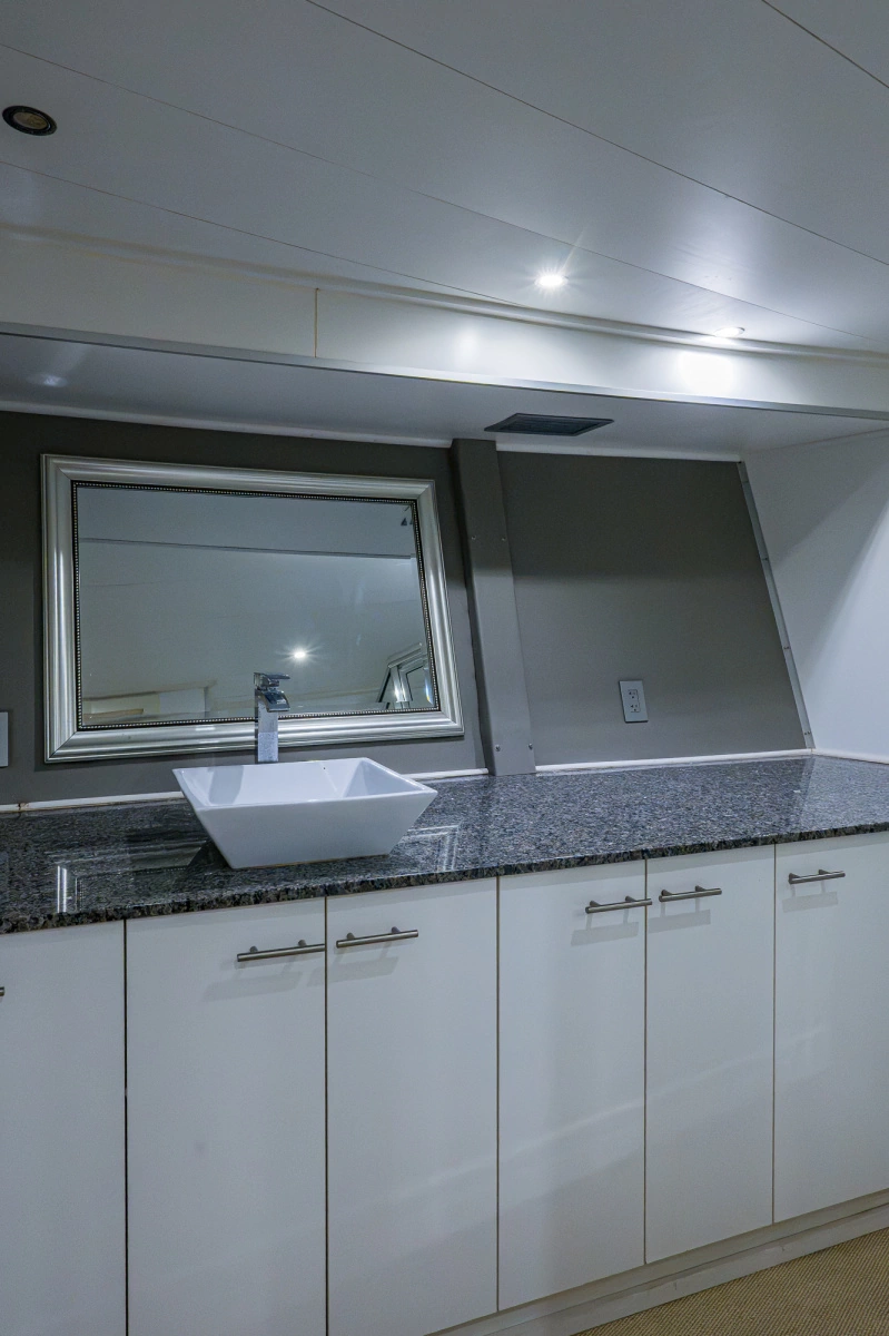 2013 Ocean Voyager 95 Expedition