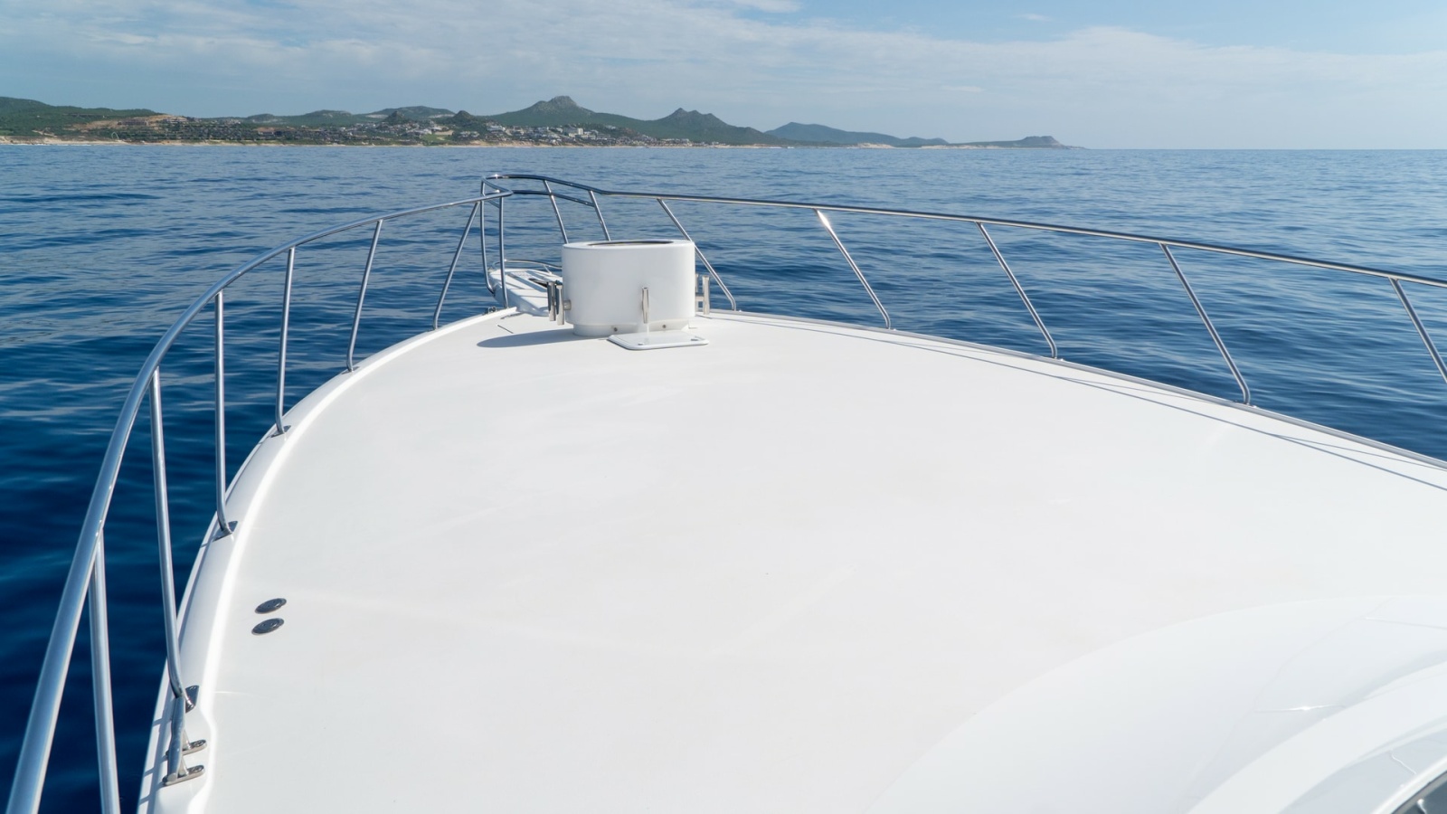 Spacious Bow with Ocean View