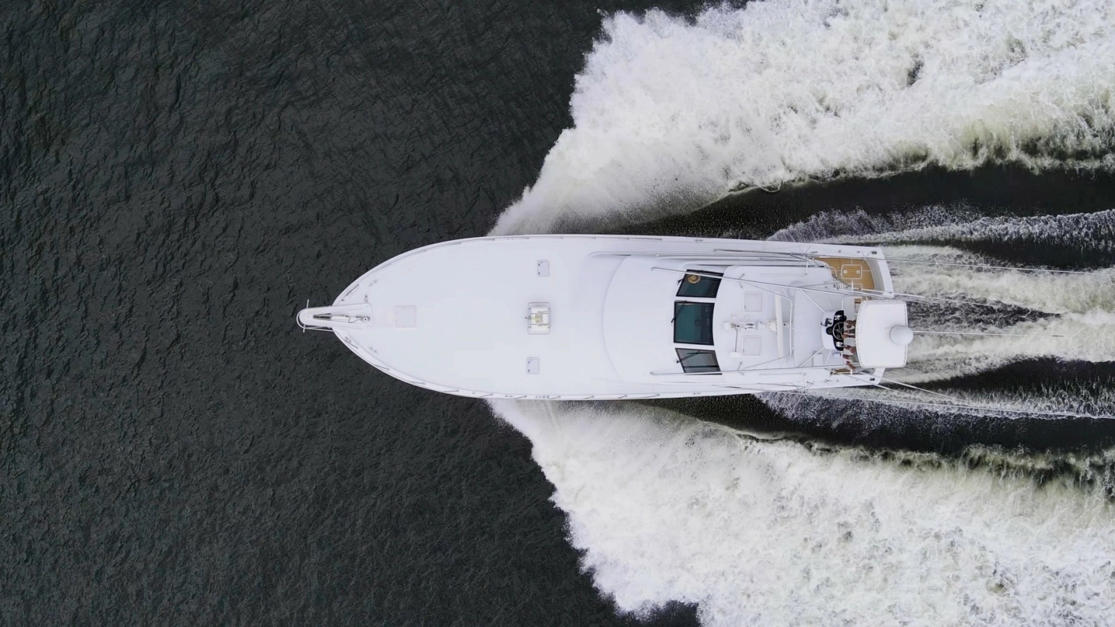1999 Hatteras 60 Enclosed Bridge Better Days Profiles (6)