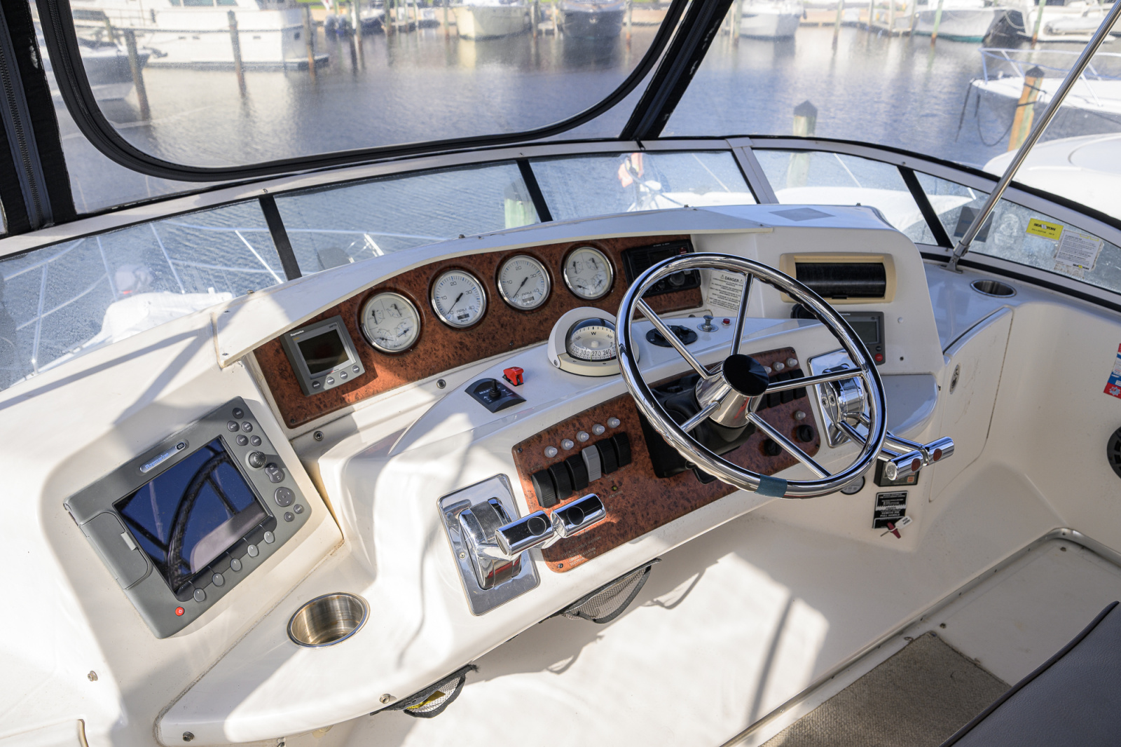 2005 Silverton 39 Motor Yacht