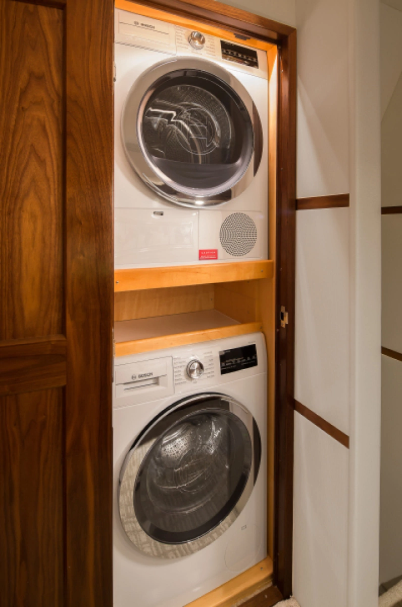 New 68 Viking Yacht Convertible  Washer and Dryer