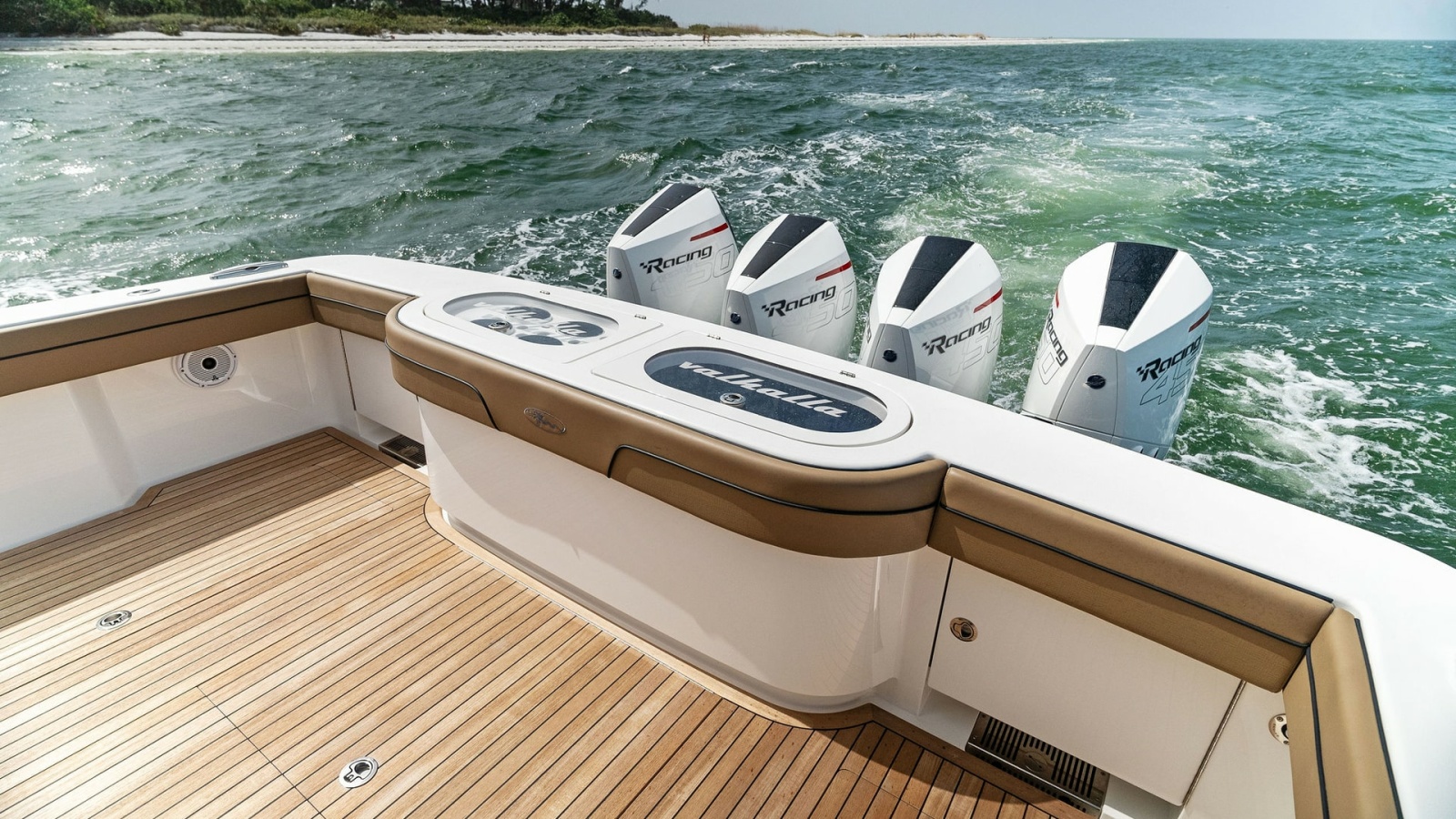 Aft Deck with Quad Engines