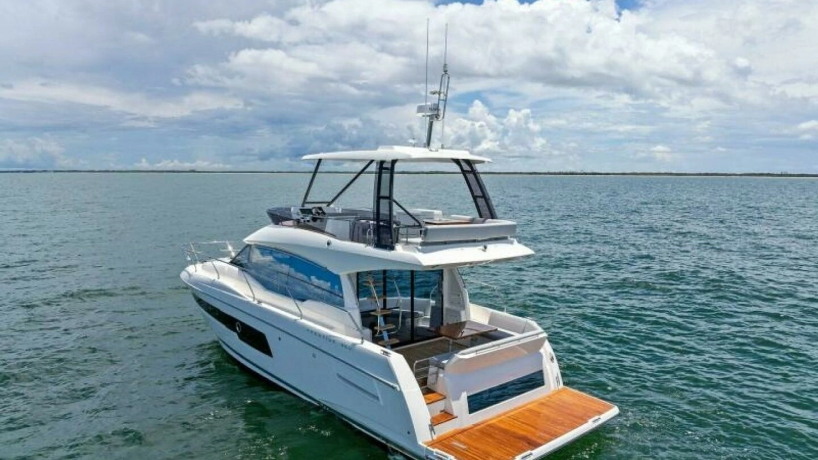 2025 Prestige 460 Flybridge - Sistership