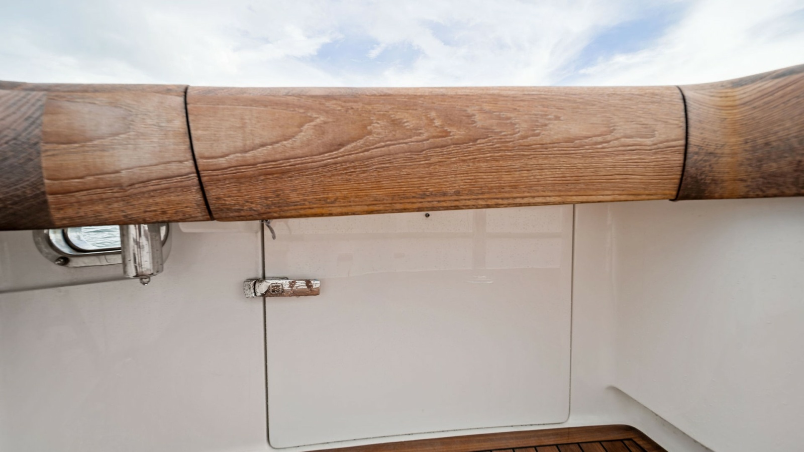 Cockpit Coaming and Teak Deck