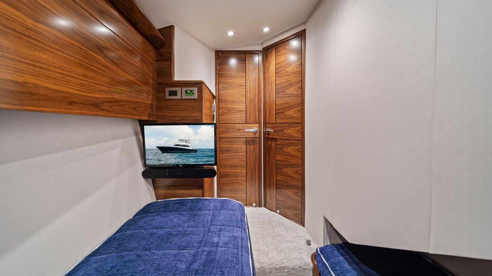 Guest Cabin with Twin Berths