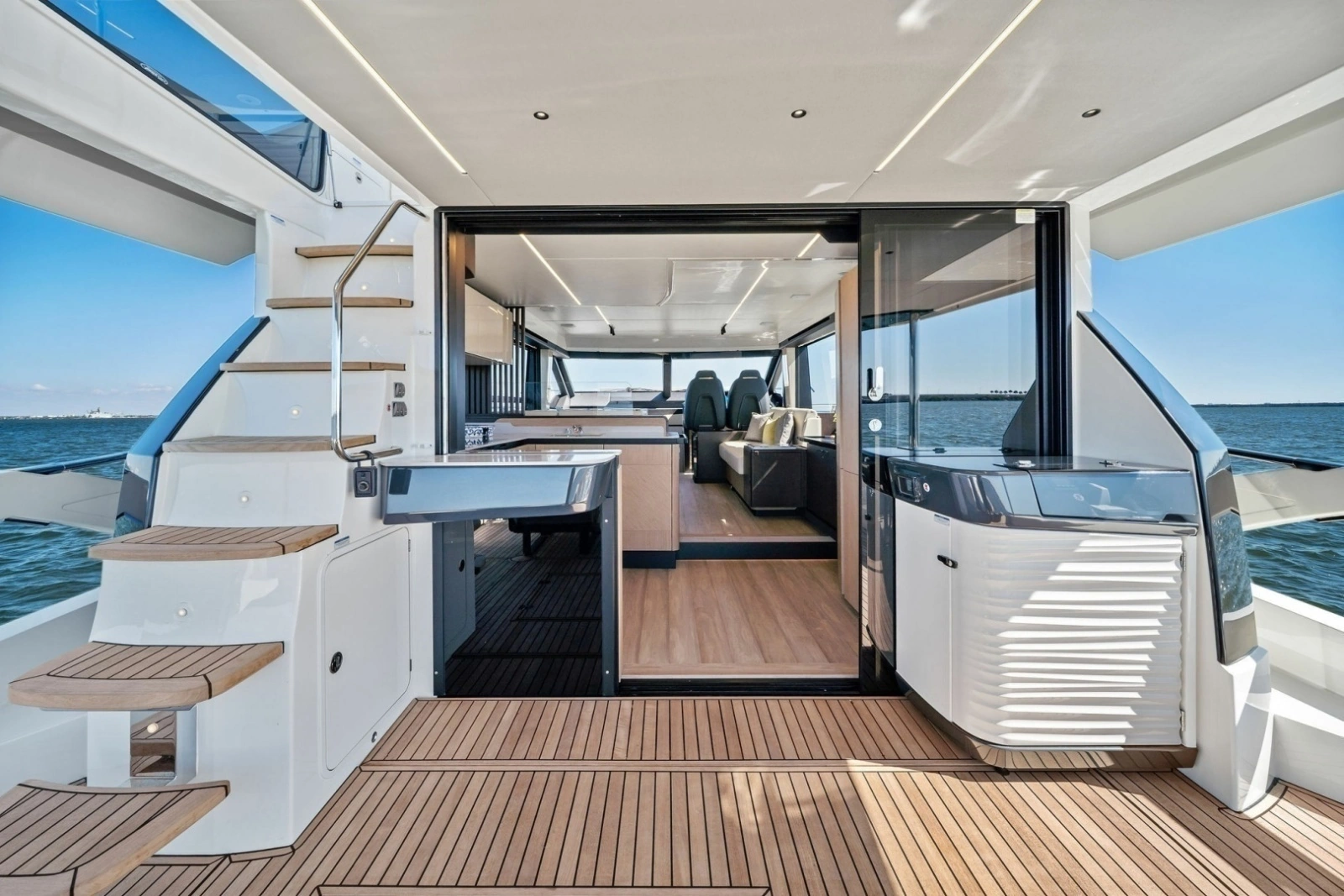 New 2027 56 Absolute Fly 56ft Absolute Yacht For Sale