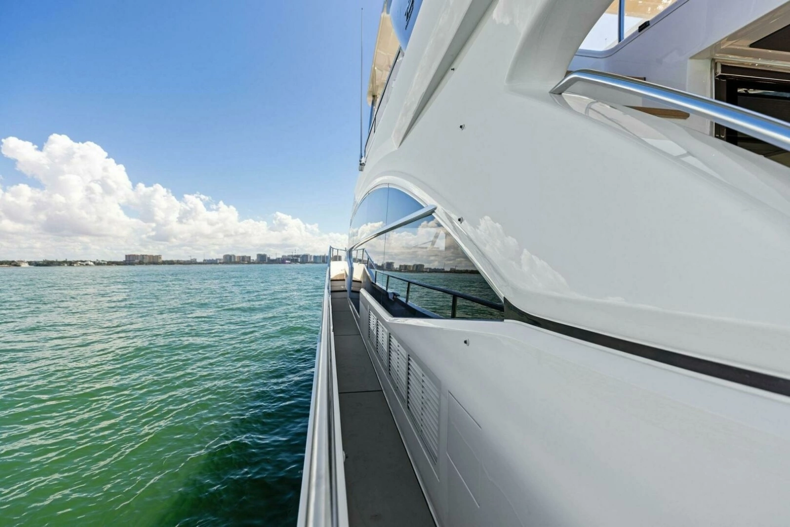 2018 Princess Y75 Motor Yacht