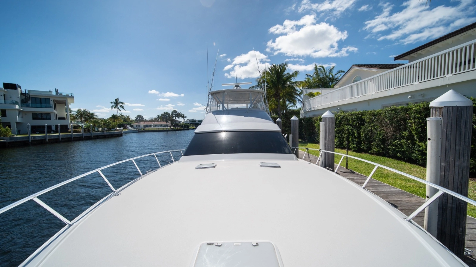 2017 Hatteras 54 GT