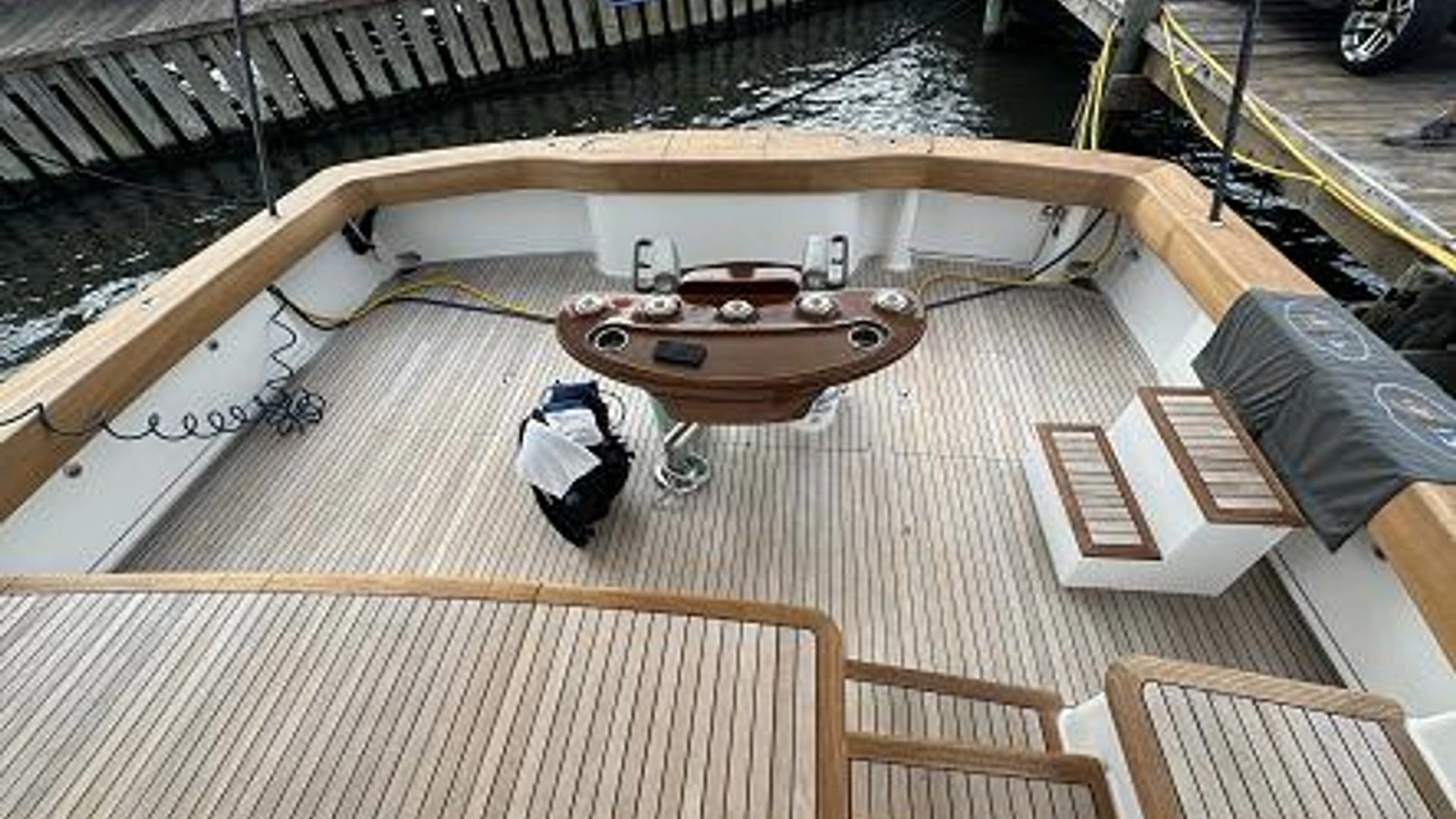 2007 74 Viking 74 Enclosed Bridge Never Settle - Cockpit Area (2)