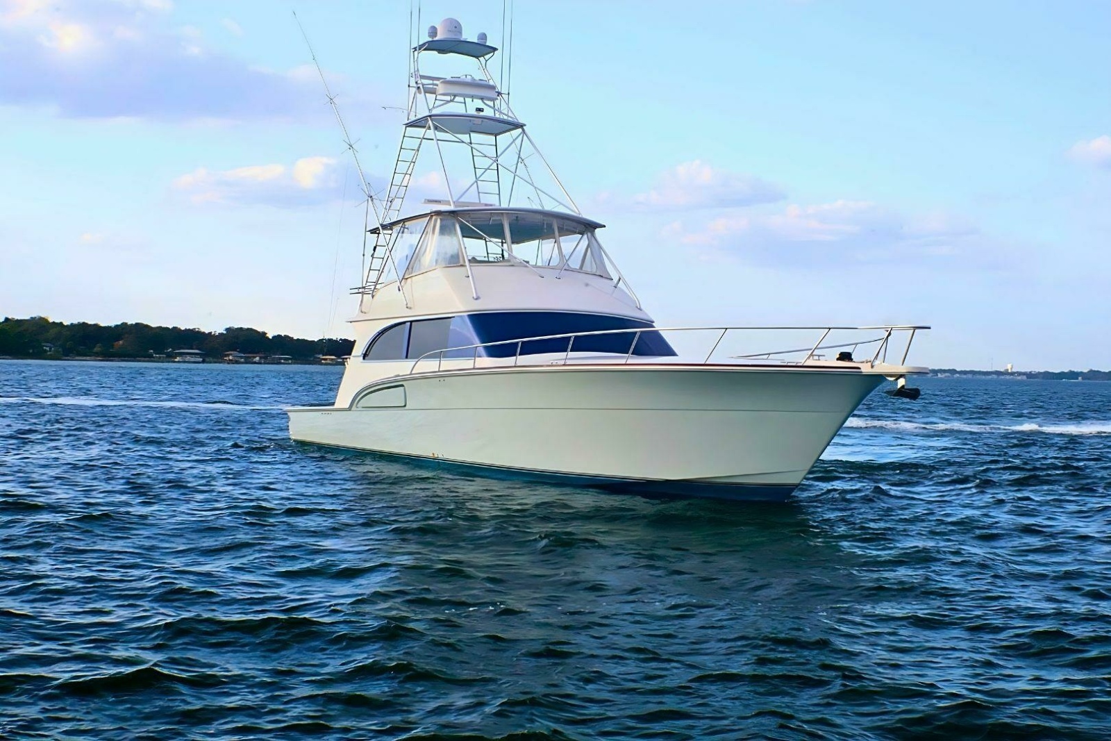 73' 2001 Donzi 73 Sport Yacht