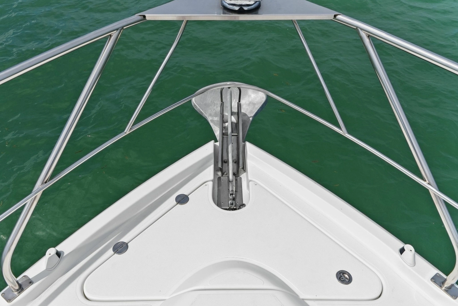 2014 Cruisers Yachts 48 Cantius