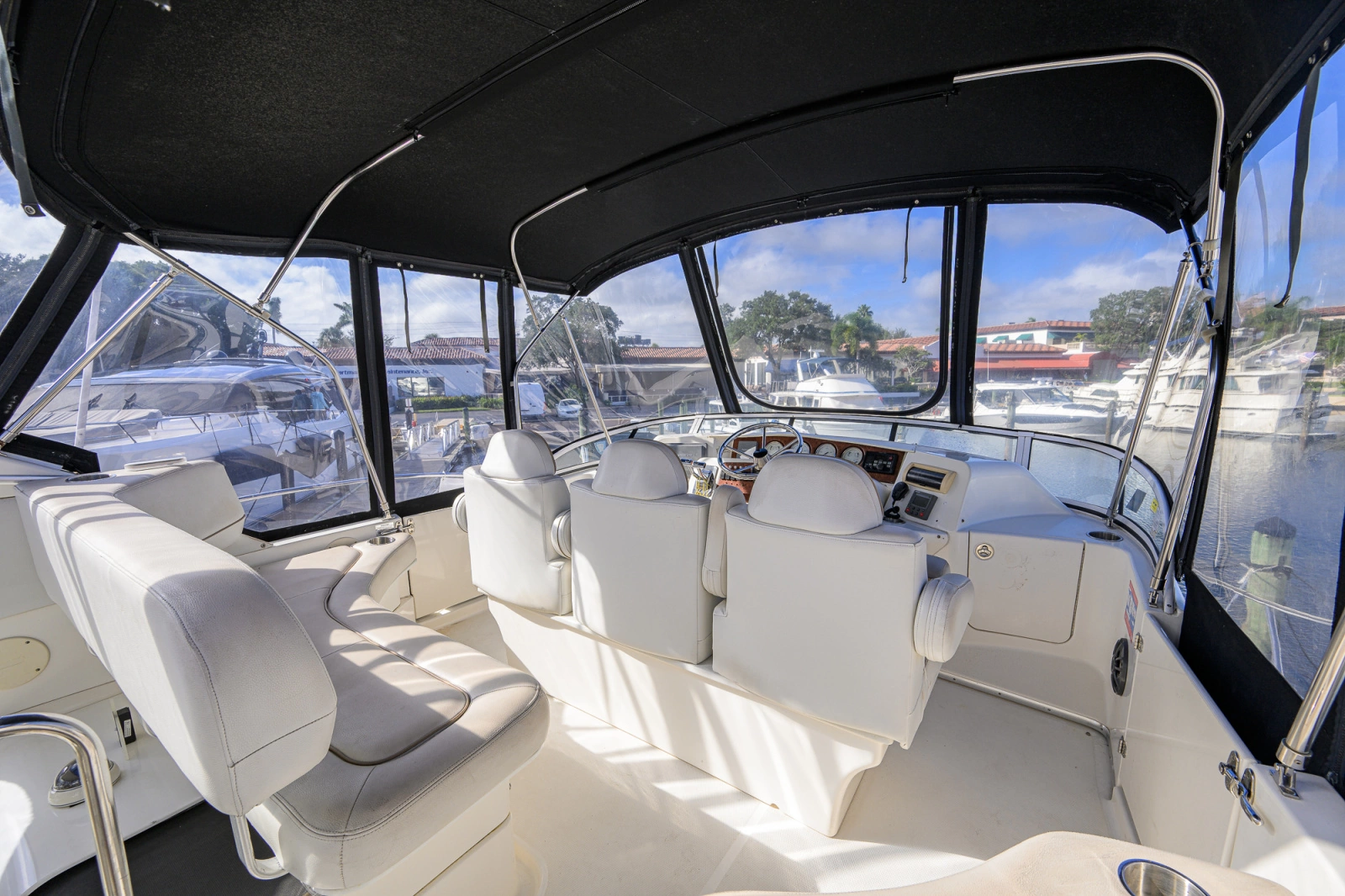 2005 Silverton 39 Motor Yacht