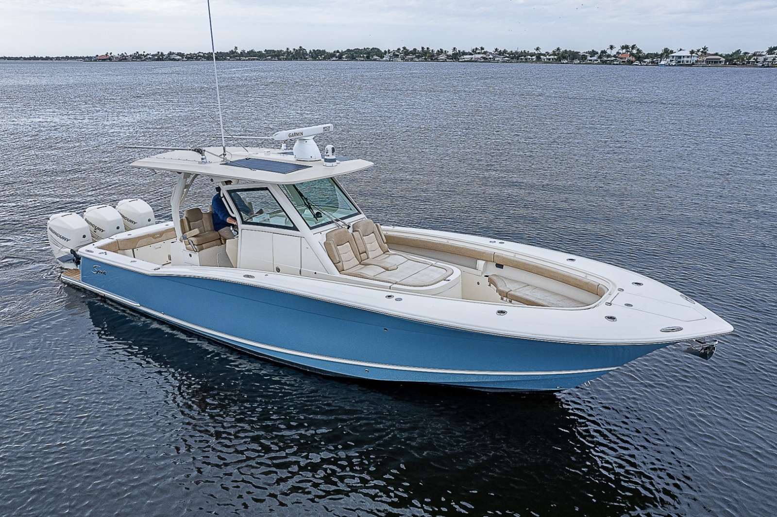 Scout 35 - WOLVERINE - Exterior Profile