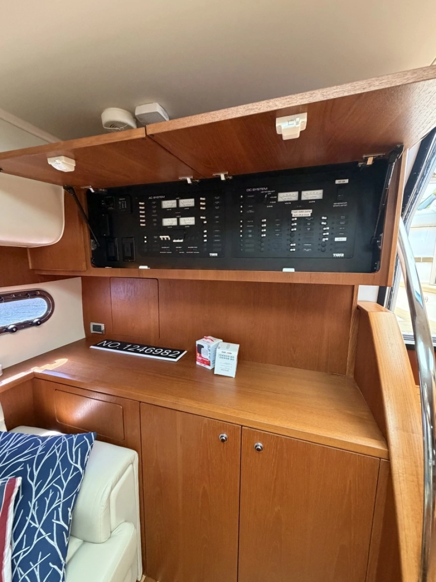 2013 Tiara Yachts 4500 Sovran