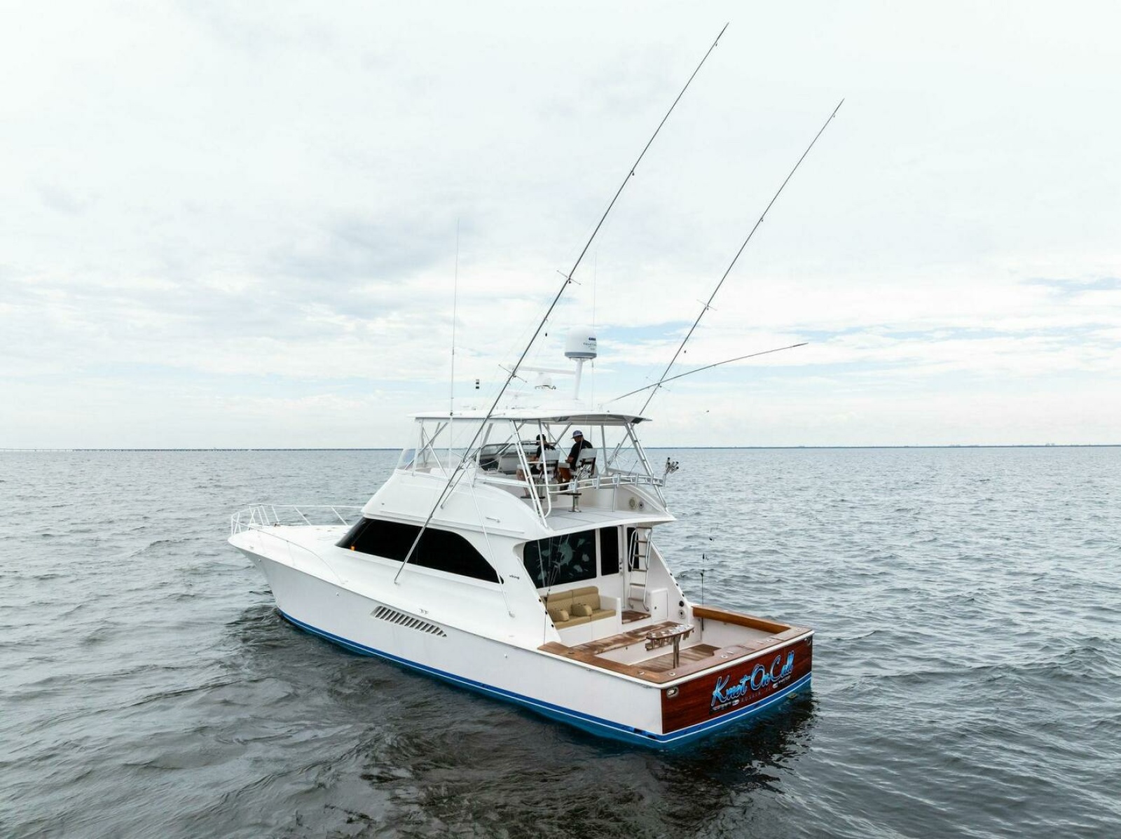 61' 2006 Viking 61 Convertible