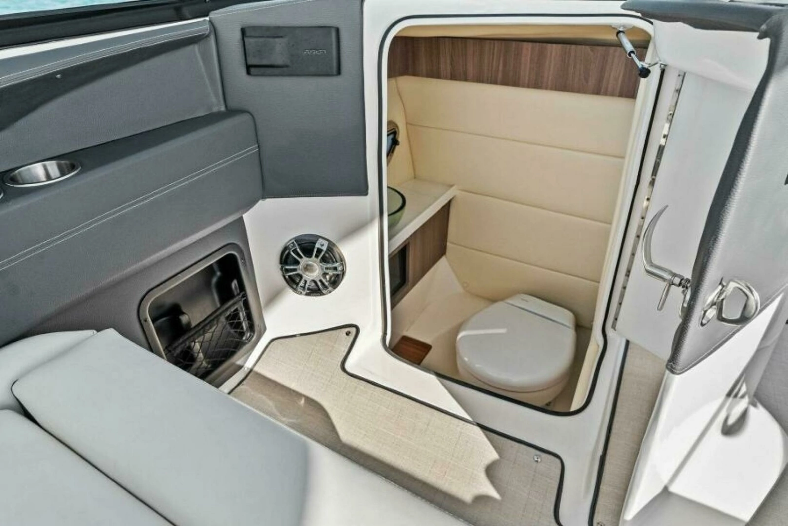 2023 Regal 29 OBX