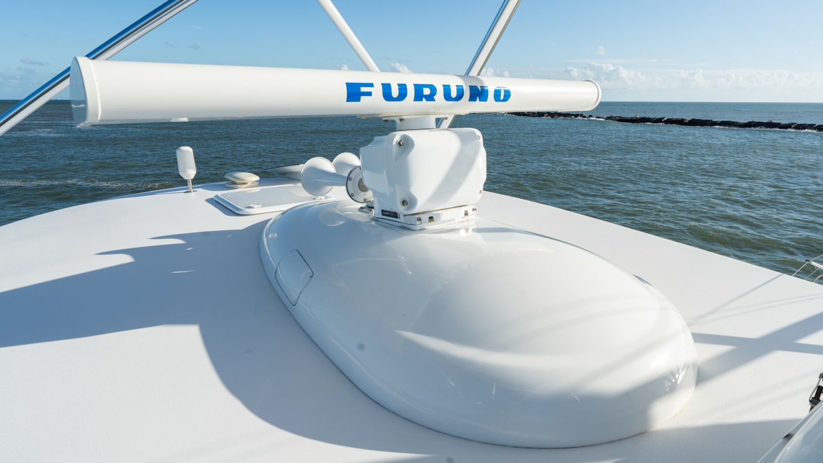 Flybridge Radar and Electronics