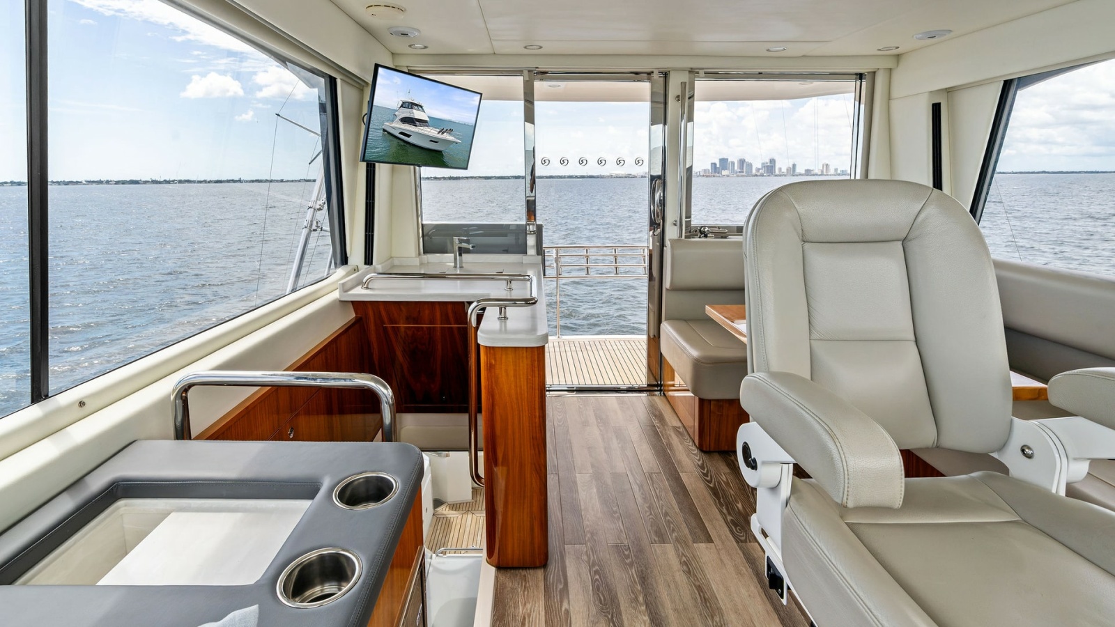 Enclosed Bridge Helm and Lounge Area