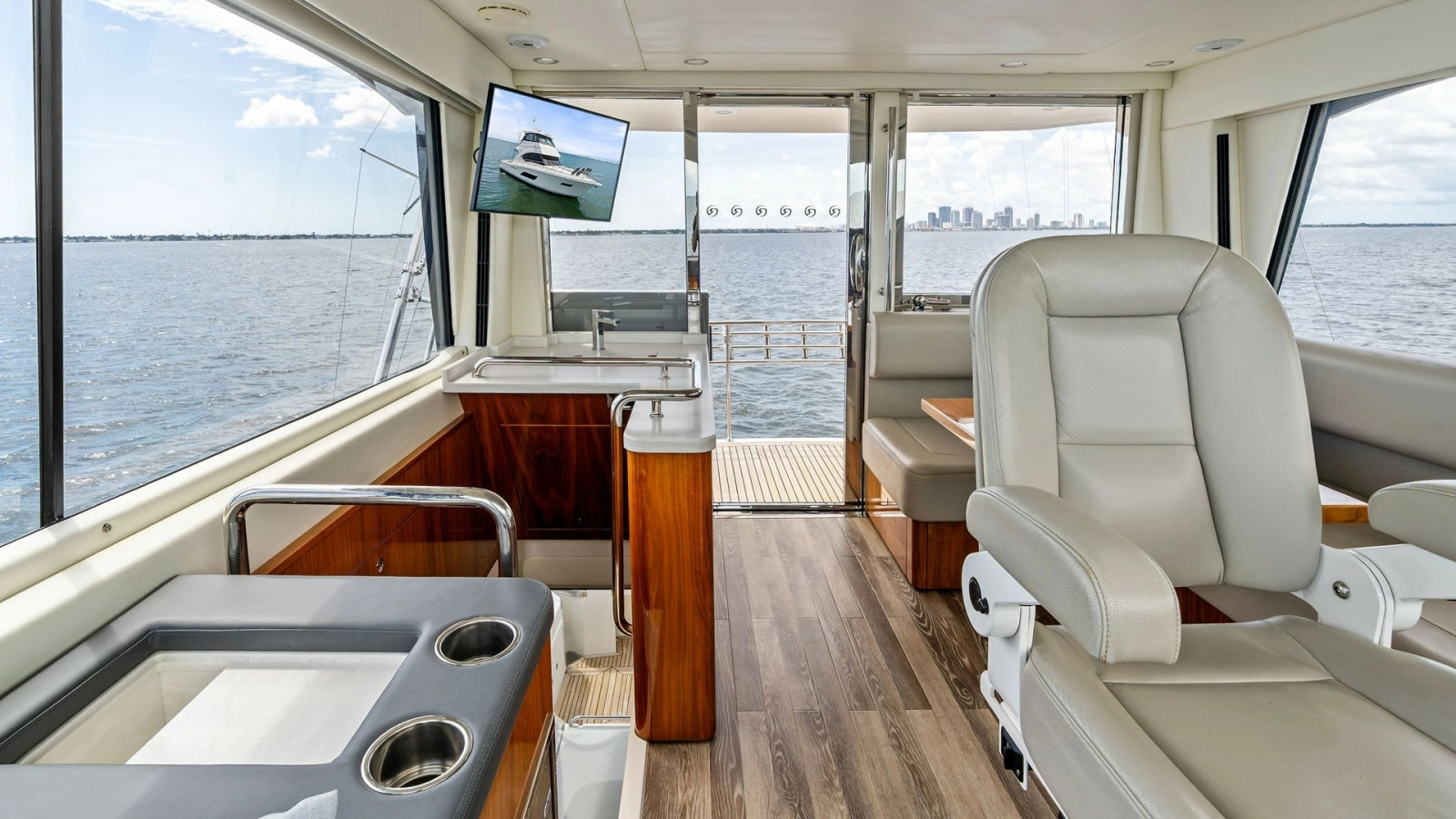 Enclosed Bridge Helm and Lounge Area