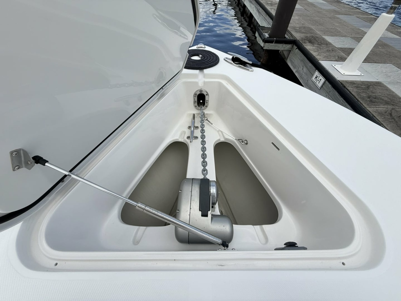 Jupiter 38 - PLAYPEN - Anchor Locker