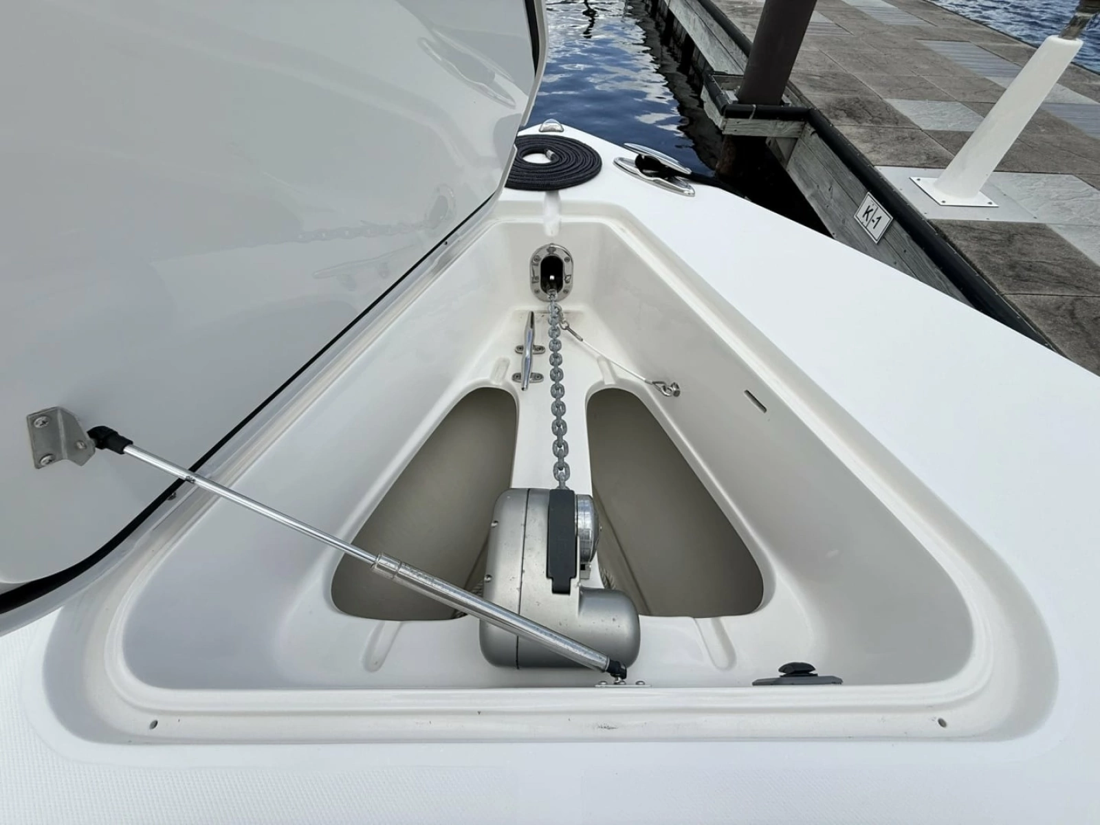 Jupiter 38 - PLAYPEN - Anchor Locker