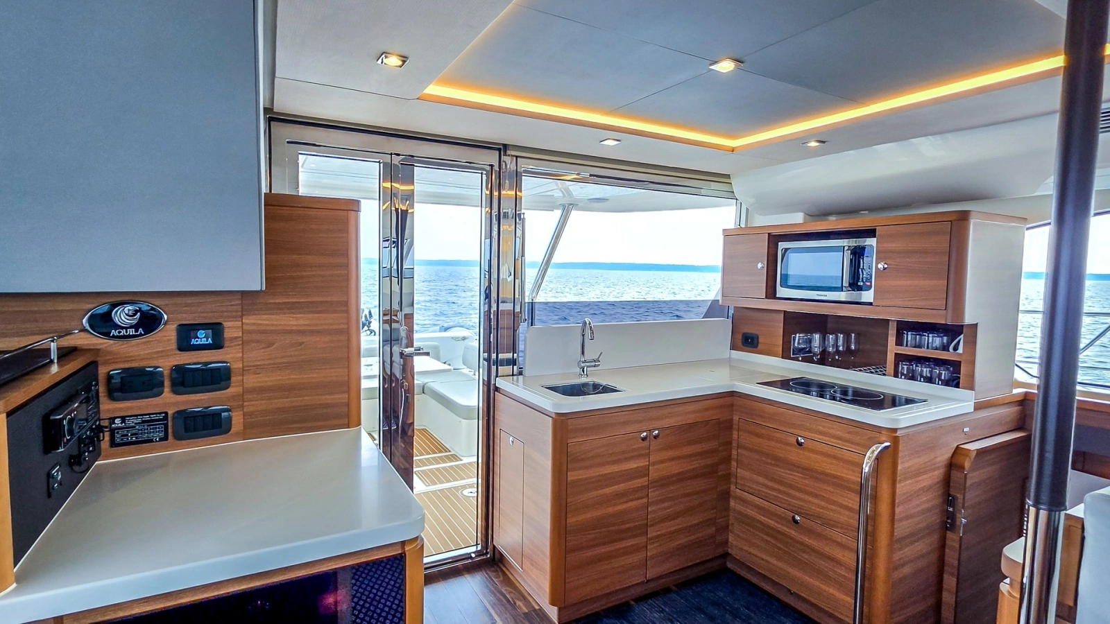 2023 Aquila 44 Catamaran- DOC-N-PILOT
