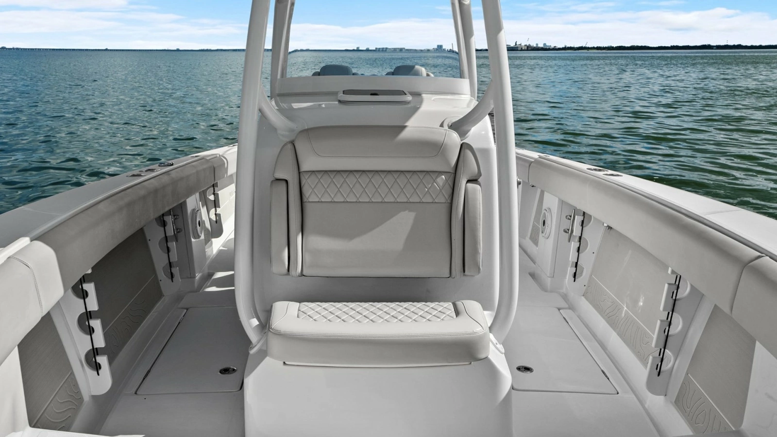 Spacious Bow Seating Area