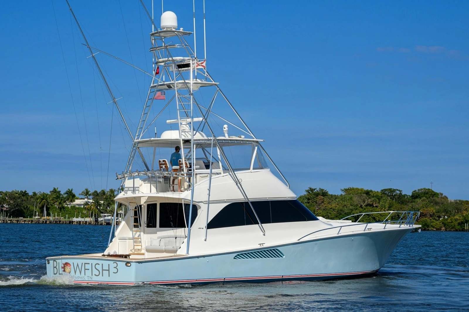 Viking 68 - BLOWFISH3 - Exterior Profile
