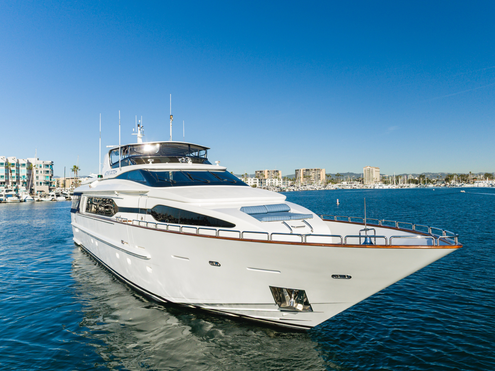 2002 Destiny 104 Raised Pilothouse