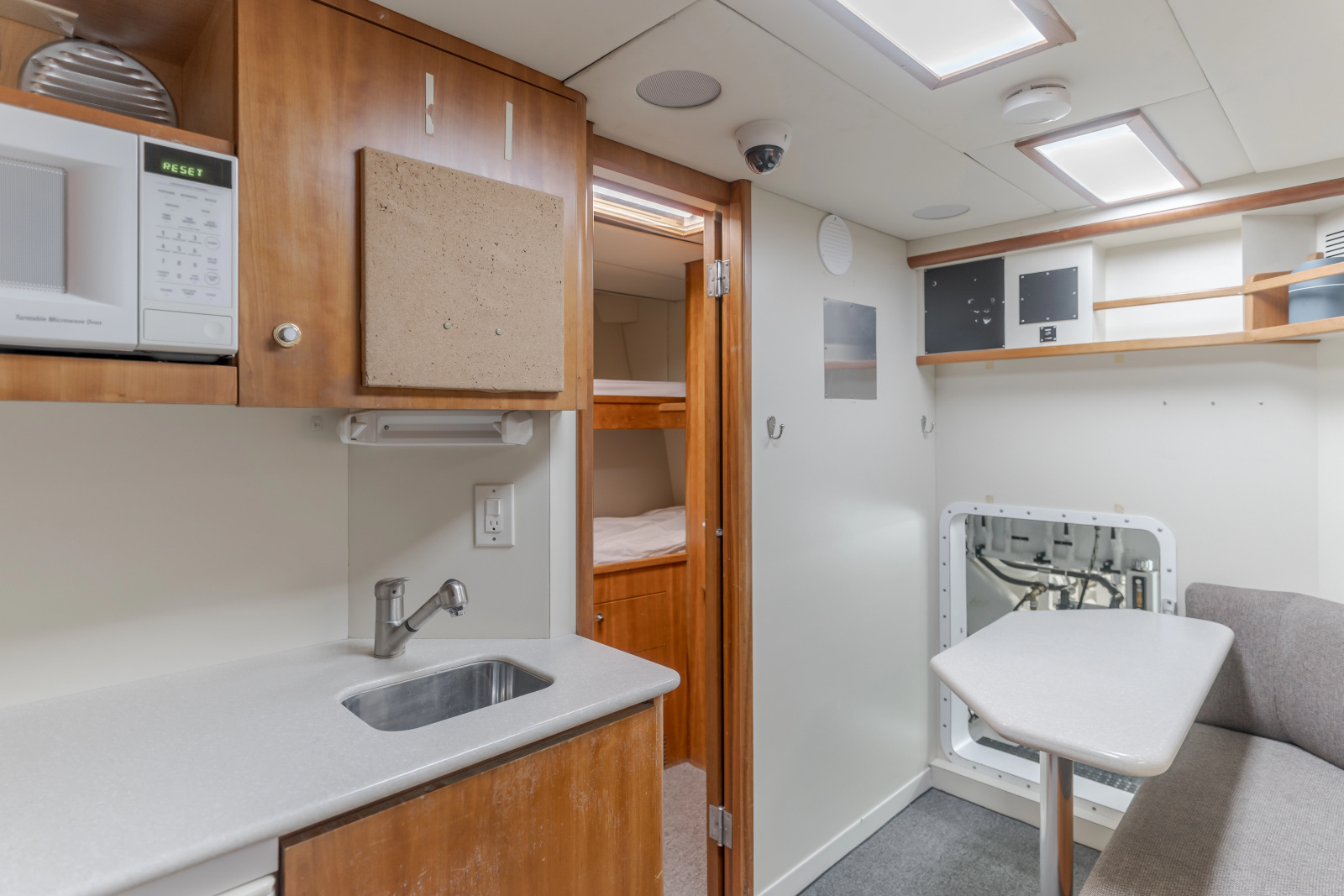 2002 Destiny 104 Raised Pilothouse