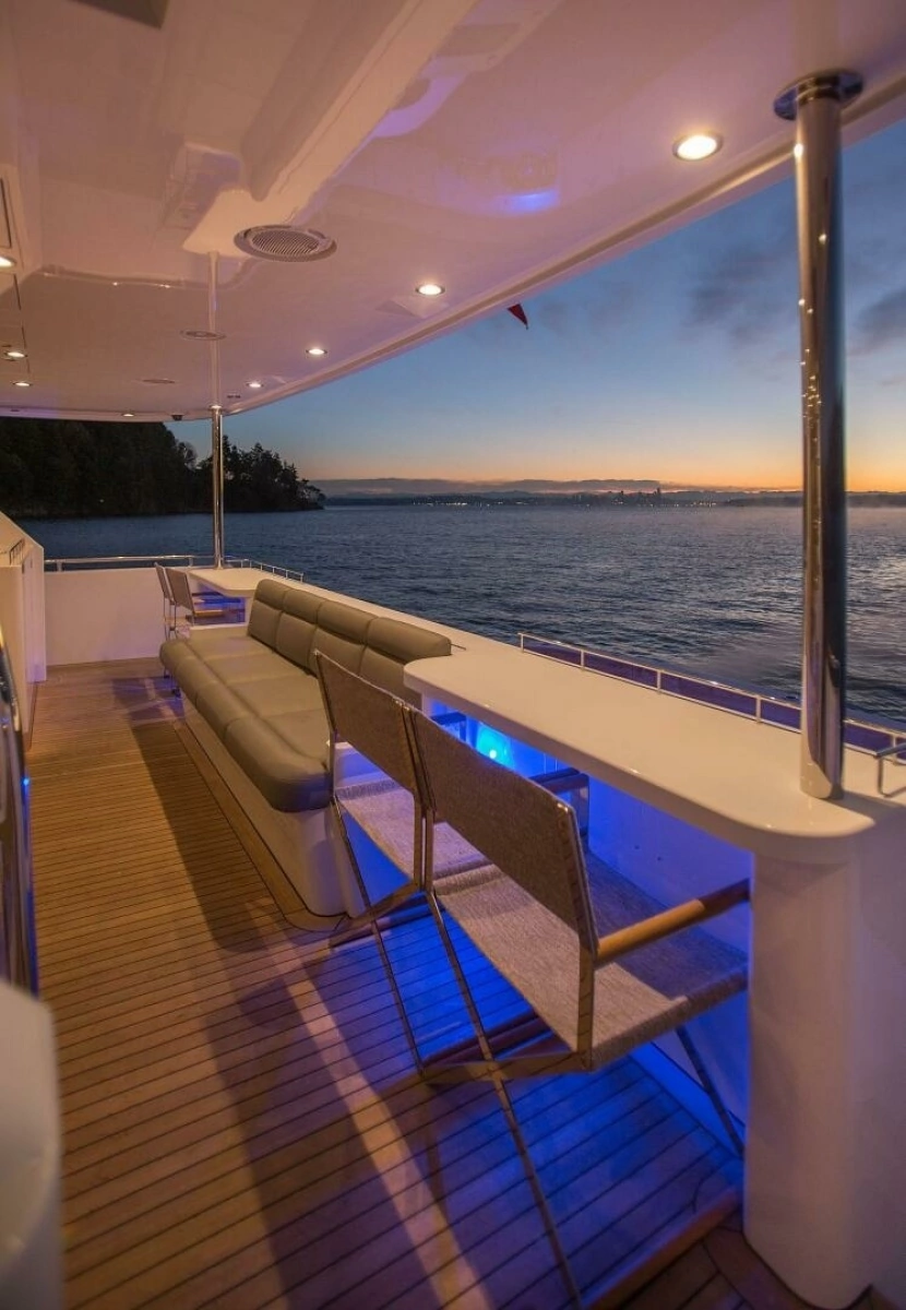 2019 115 Nordlund Expedition Yachtfisher 'Cazador' - Cockpit