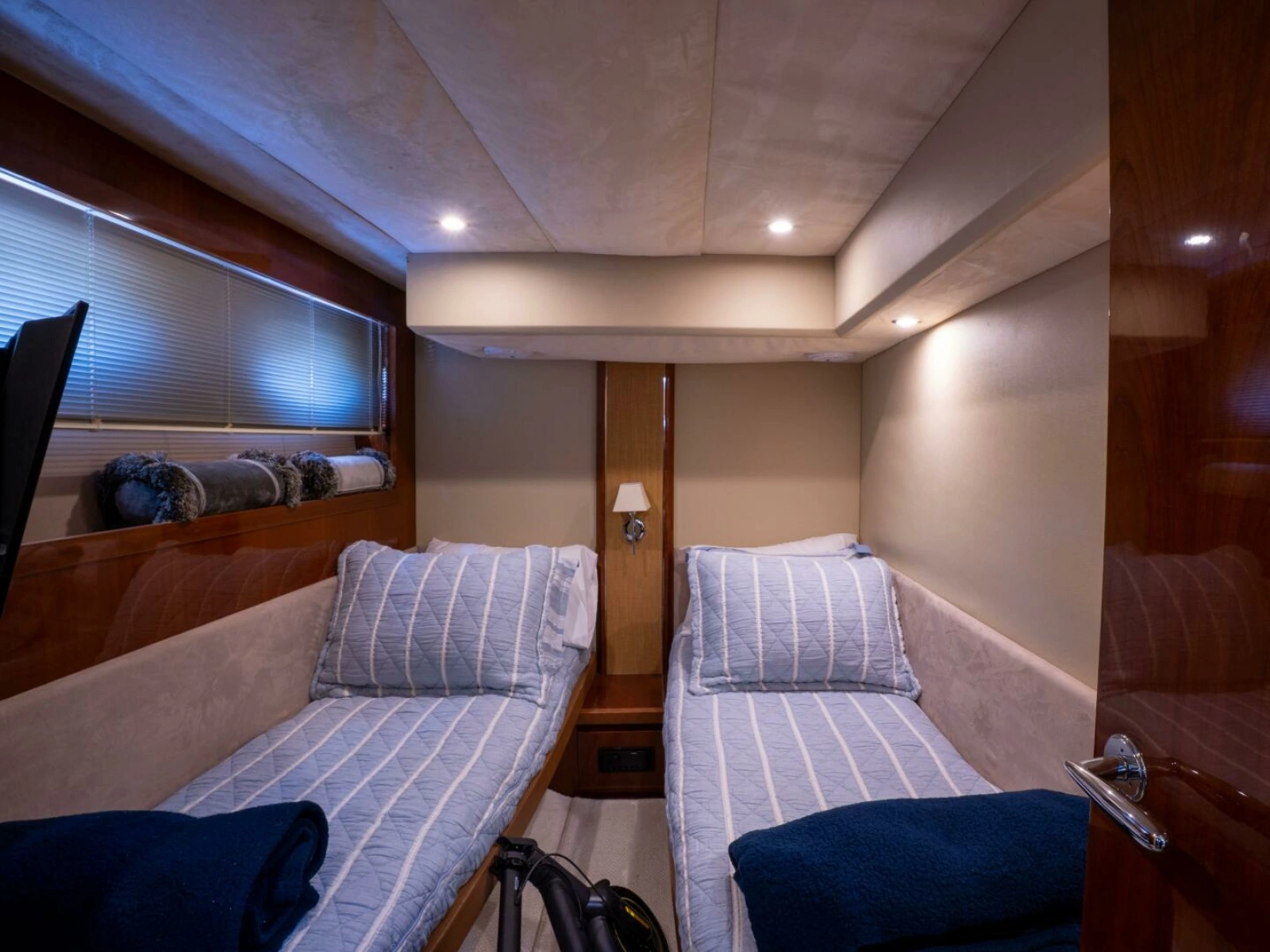 2008 Princess V53