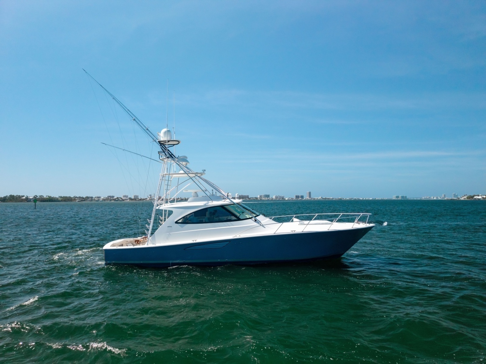 52' 2018 Viking 52 Sport Tower