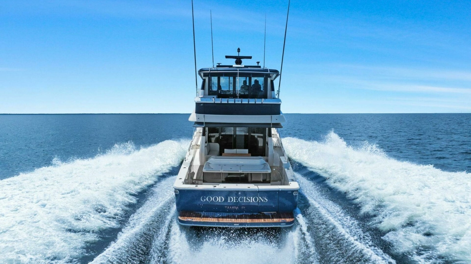 2025 Maritimo M600 