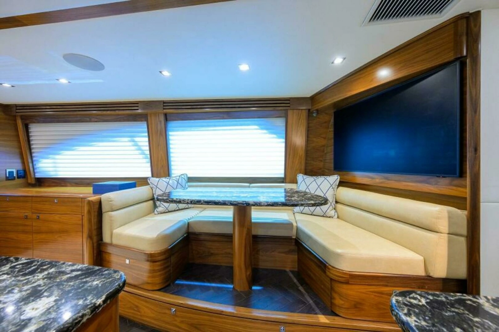 2023 Viking 64 Convertible - Dinette